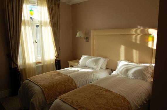 Devonshire Hotel Hornchurch Habitación foto